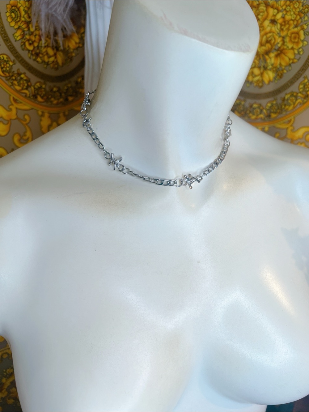 Silver vintage Choker 14” to 16” spiky knot necklace - Picture 5 of 7